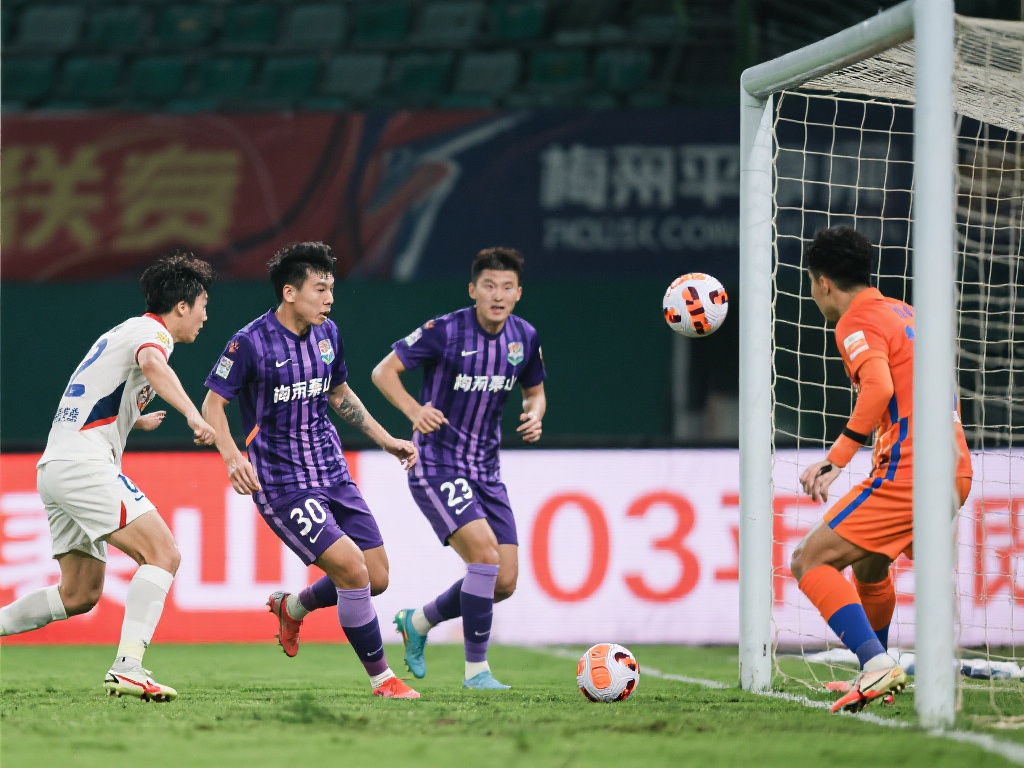 山东泰山大逆转：从0比3到4比3惊险战胜梅州客家